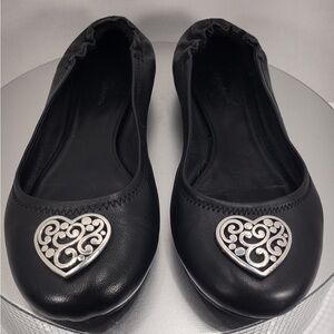 BrightonBlack Leather Ballet Flats with Heart 8.5 pre owned Exellent condition